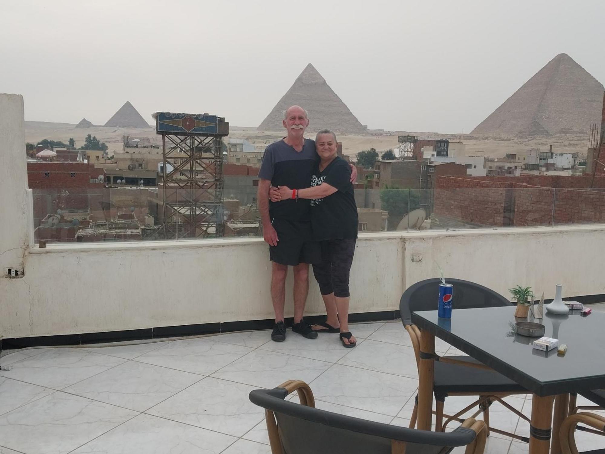 מלון Kafret el-Gabal Eagles Pyramids View מראה חיצוני תמונה