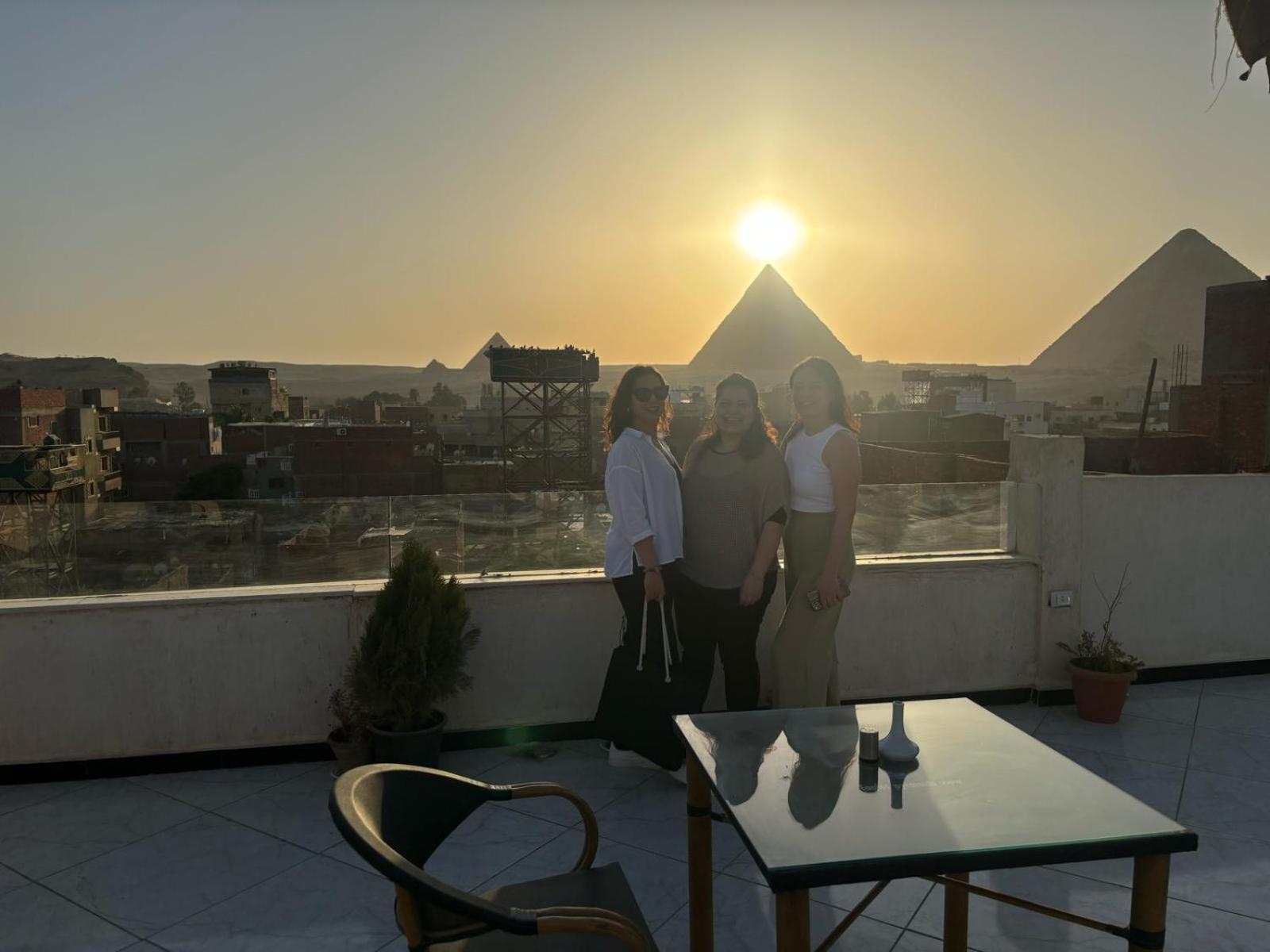 מלון Kafret el-Gabal Eagles Pyramids View מראה חיצוני תמונה